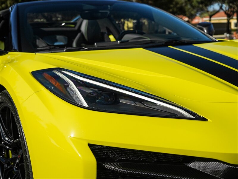 2023 Chevrolet Corvette Z06   - Photo 3 - Bonita Springs, FL 34134