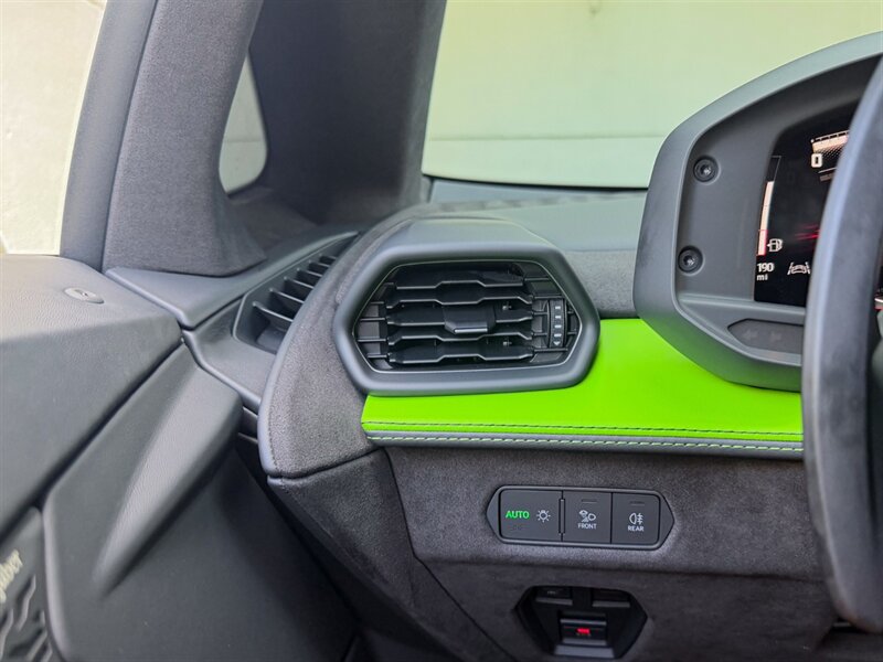 2026 Lamborghini Temerario - Photo 16 - Bonita Springs, FL 34134