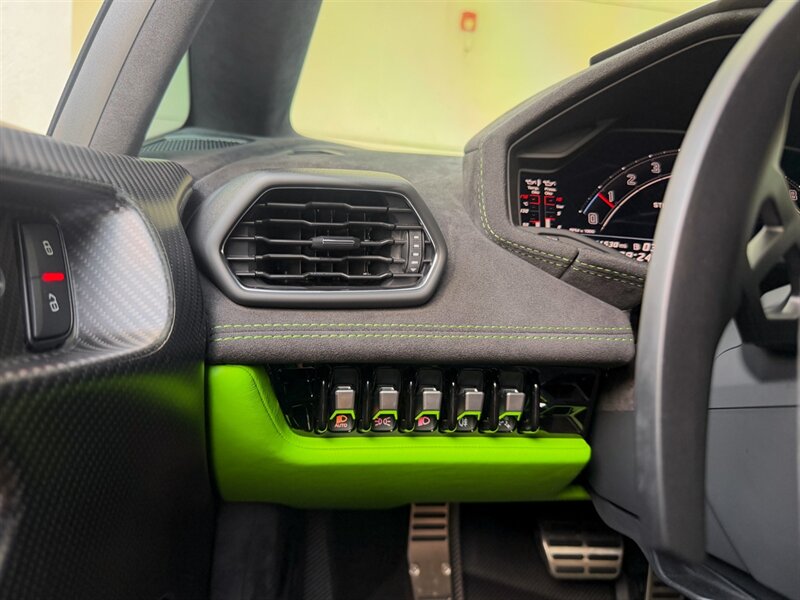 2026 Lamborghini Temerario - Photo 19 - Bonita Springs, FL 34134