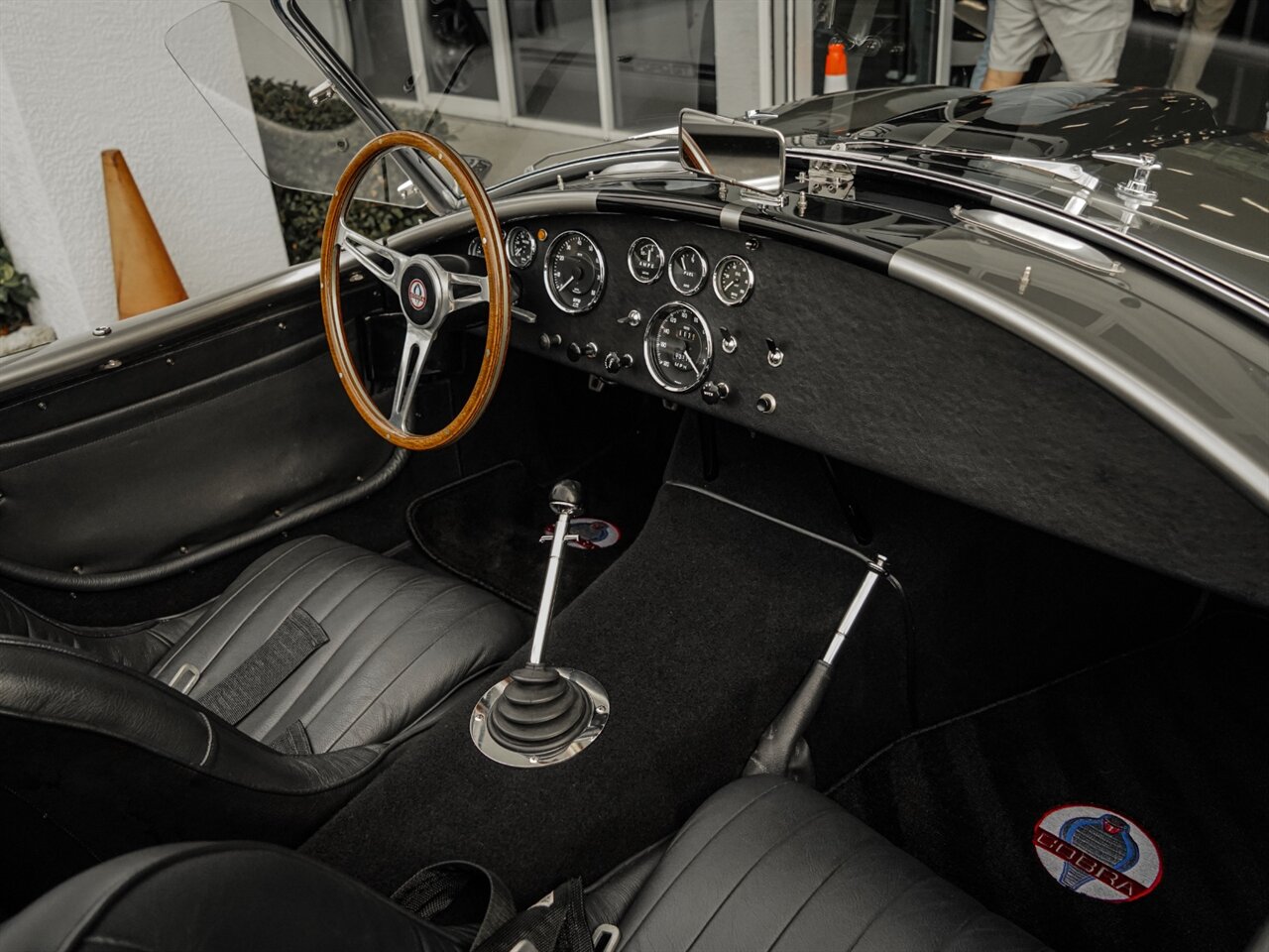 1965 Superformance Shelby Cobra   - Photo 26 - Bonita Springs, FL 34134