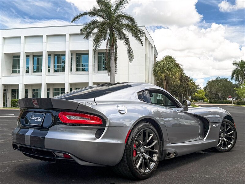 2017 Dodge Viper GTS   - Photo 56 - Bonita Springs, FL 34134