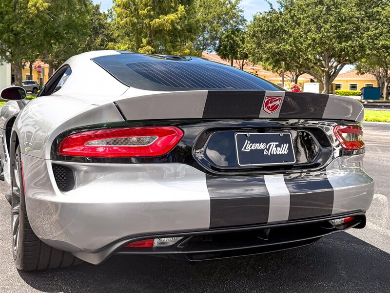2017 Dodge Viper GTS   - Photo 47 - Bonita Springs, FL 34134