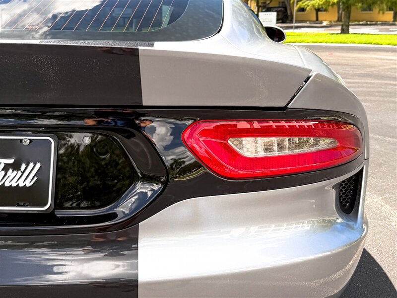 2017 Dodge Viper GTS   - Photo 53 - Bonita Springs, FL 34134