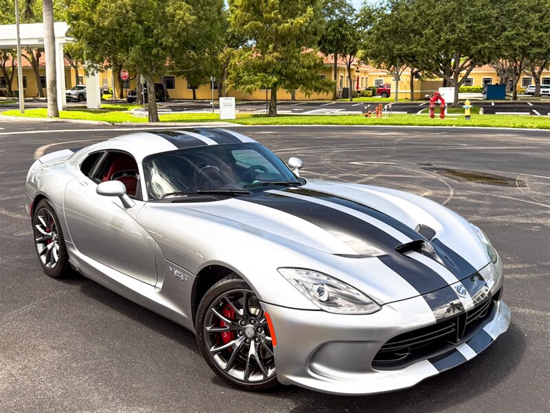 2017 Dodge Viper GTS   - Photo 64 - Bonita Springs, FL 34134