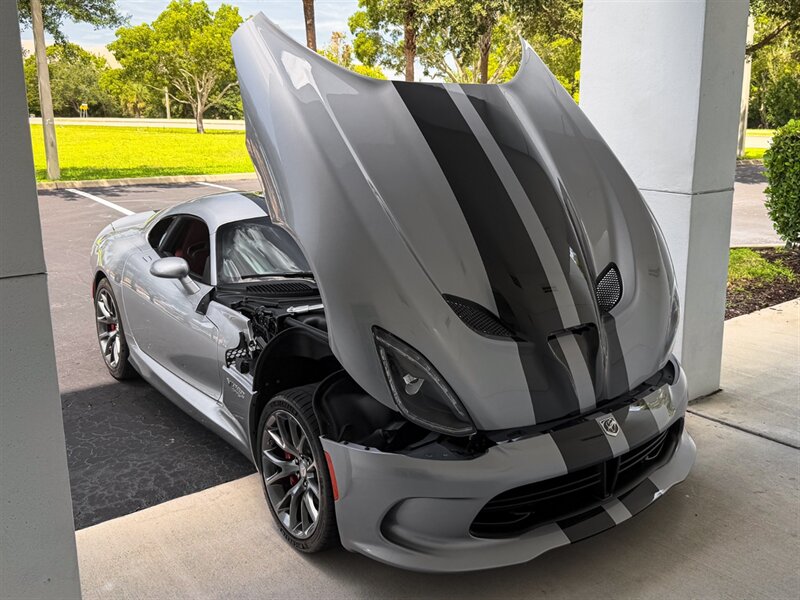 2017 Dodge Viper GTS   - Photo 37 - Bonita Springs, FL 34134