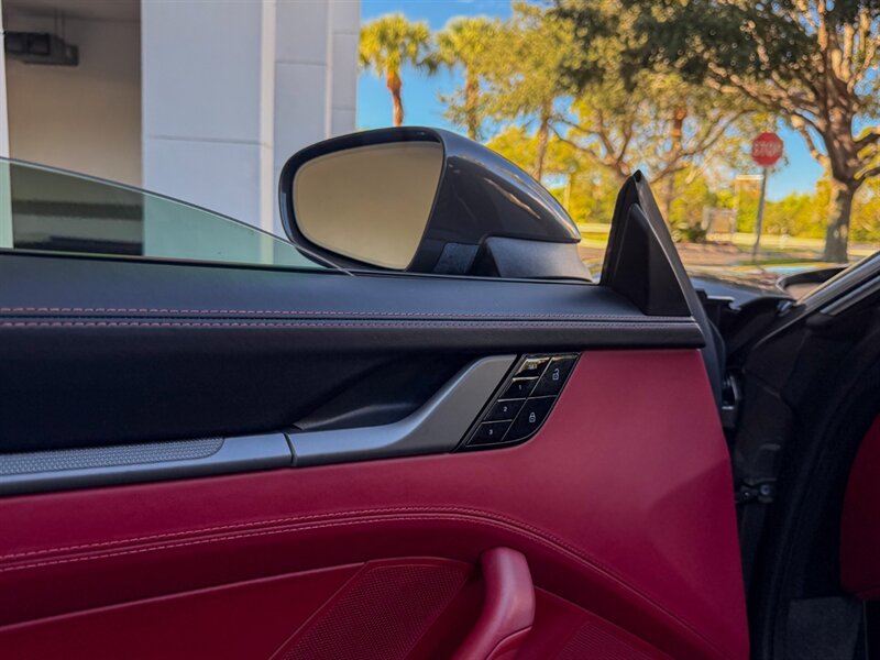 2020 Porsche 911 Carrera S - Photo 27 - Bonita Springs, FL 34134