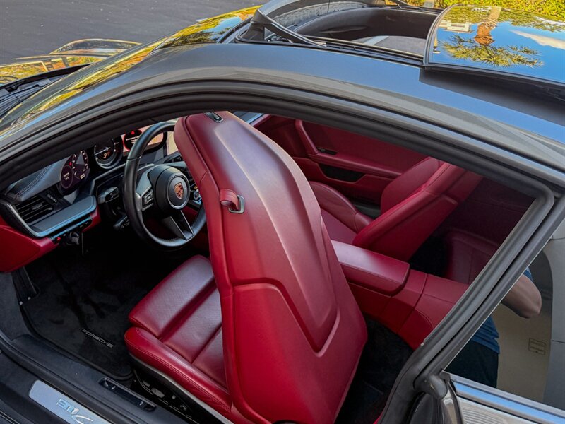 2020 Porsche 911 Carrera S - Photo 24 - Bonita Springs, FL 34134