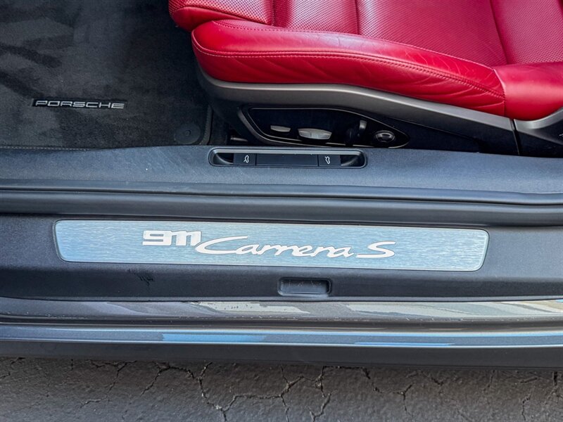 2020 Porsche 911 Carrera S - Photo 28 - Bonita Springs, FL 34134