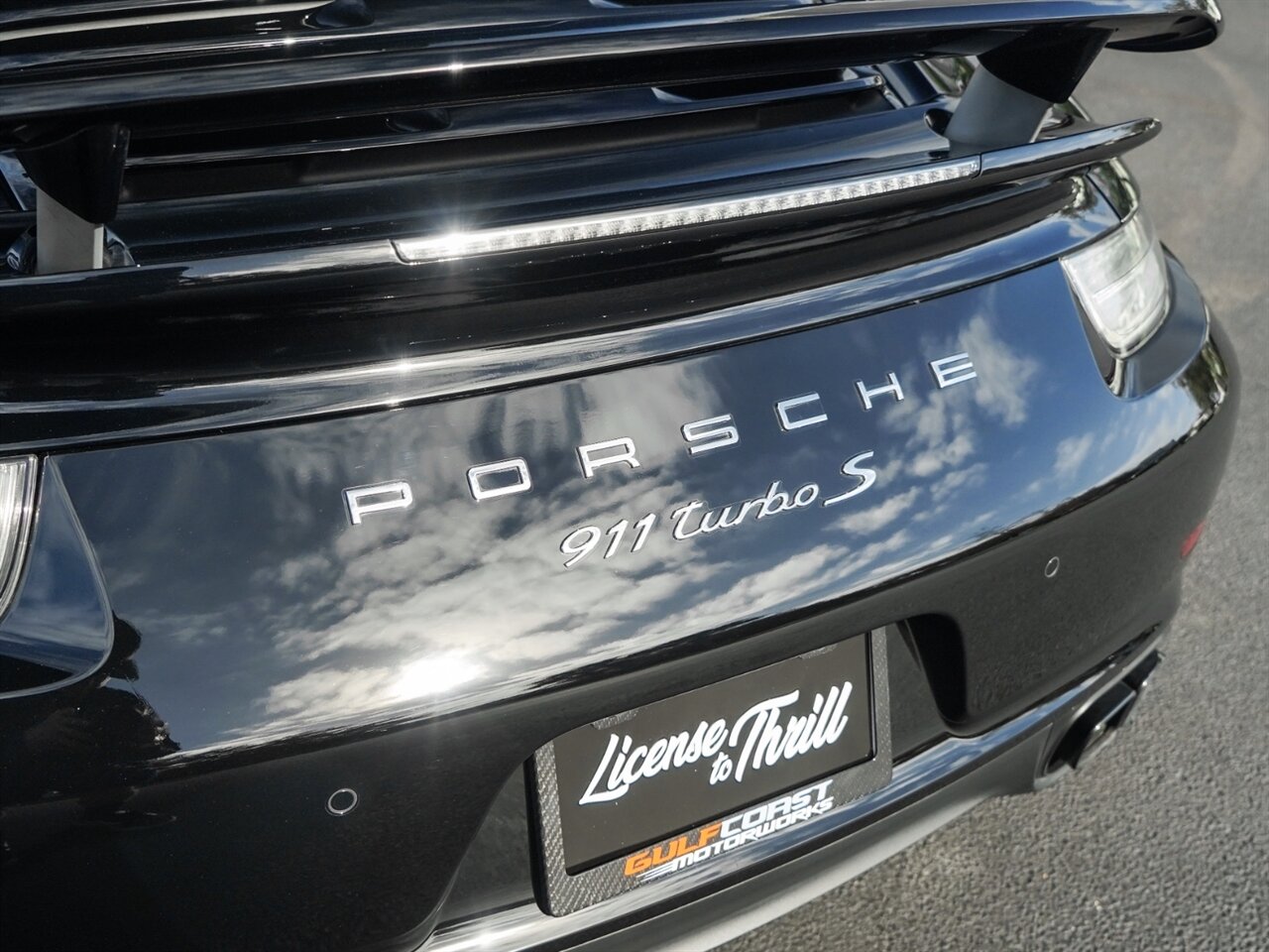 2015 Porsche 911 Turbo S   - Photo 56 - Bonita Springs, FL 34134