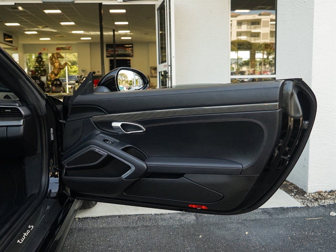 2015 Porsche 911 Turbo S   - Photo 40 - Bonita Springs, FL 34134