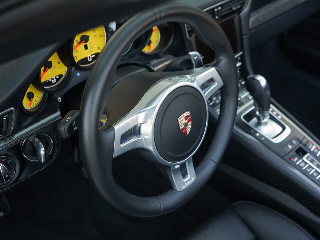 2015 Porsche 911 Turbo S   - Photo 34 - Bonita Springs, FL 34134