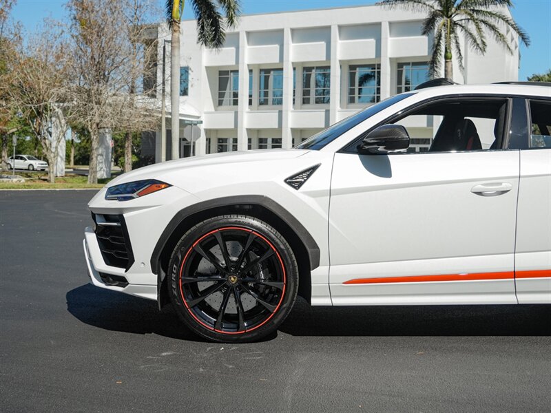2022 Lamborghini Urus - Photo 49 - Bonita Springs, FL 34134