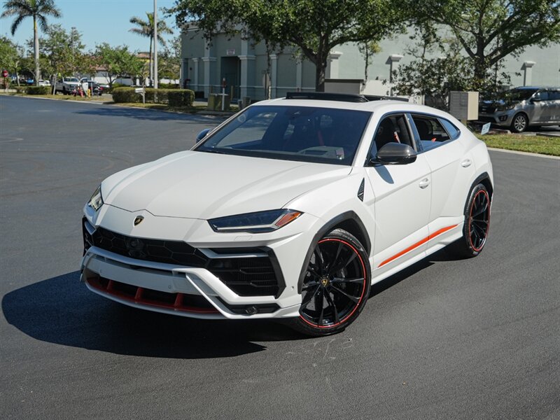 2022 Lamborghini Urus - Photo 6 - Bonita Springs, FL 34134