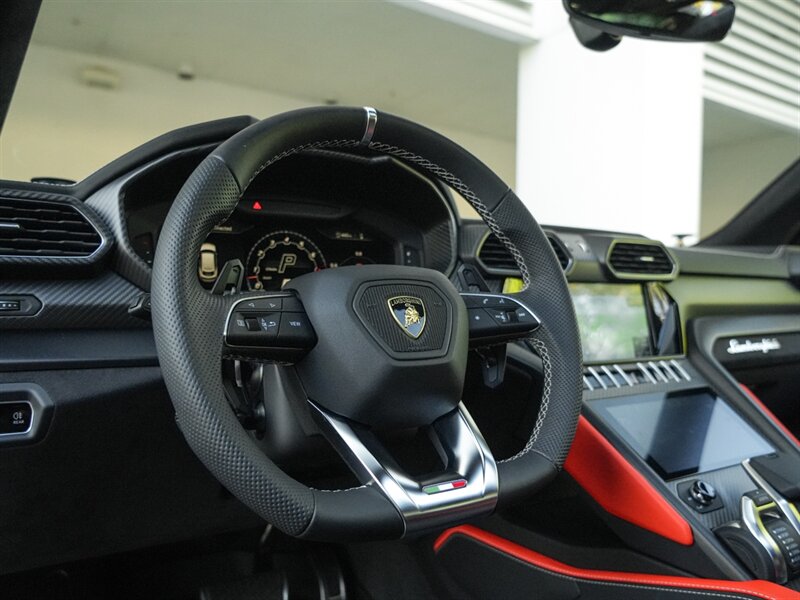 2022 Lamborghini Urus - Photo 10 - Bonita Springs, FL 34134