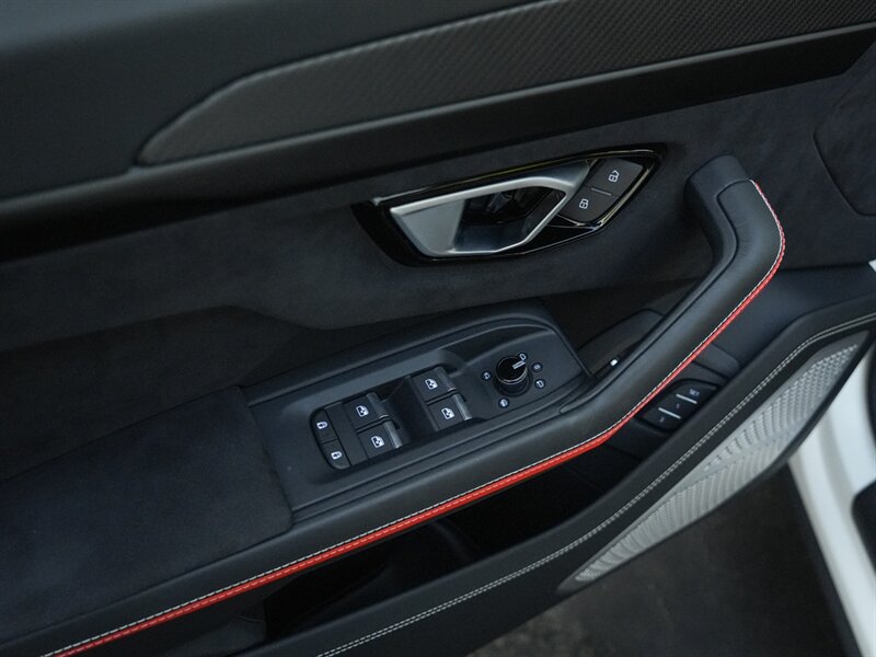 2022 Lamborghini Urus - Photo 23 - Bonita Springs, FL 34134