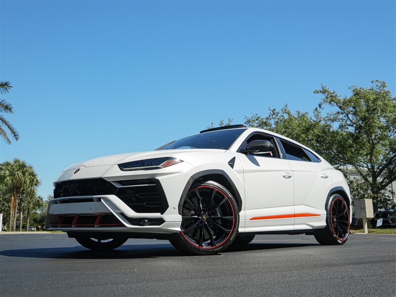 2022 Lamborghini Urus - Photo 8 - Bonita Springs, FL 34134