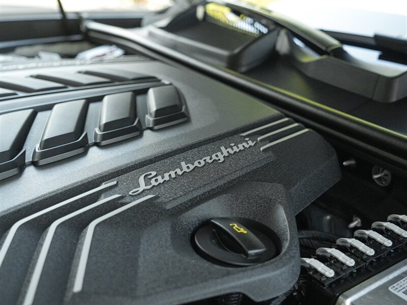 2022 Lamborghini Urus - Photo 45 - Bonita Springs, FL 34134