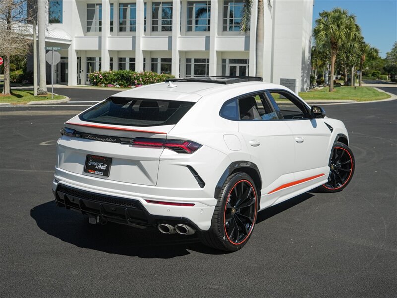 2022 Lamborghini Urus - Photo 70 - Bonita Springs, FL 34134