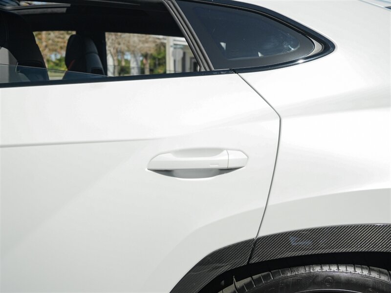 2022 Lamborghini Urus - Photo 52 - Bonita Springs, FL 34134