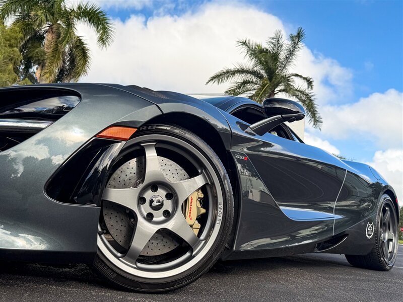 2021 McLaren 720S Performance - Photo 14 - Bonita Springs, FL 34134