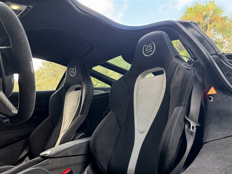 2021 McLaren 720S Performance - Photo 26 - Bonita Springs, FL 34134