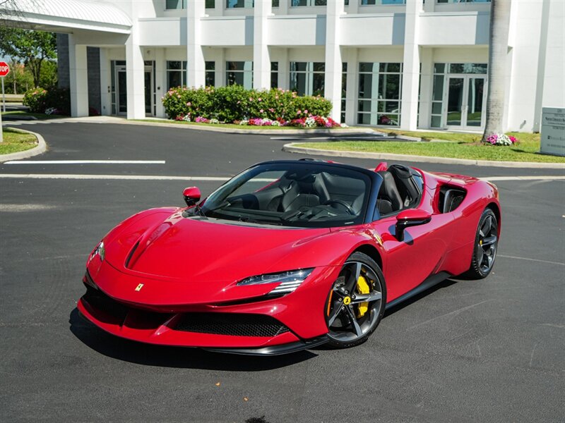 2023 Ferrari SF90 Spider - Photo 12 - Bonita Springs, FL 34134