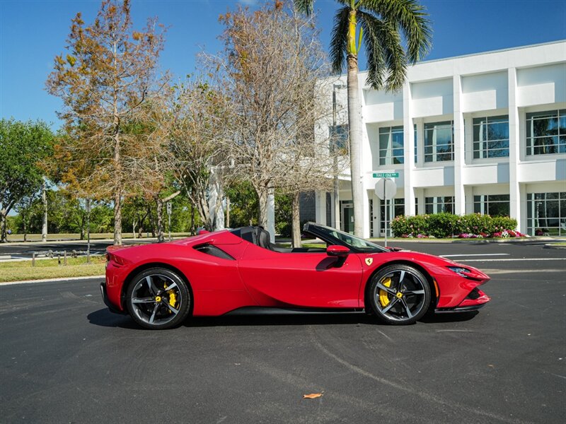 2023 Ferrari SF90 Spider - Photo 65 - Bonita Springs, FL 34134