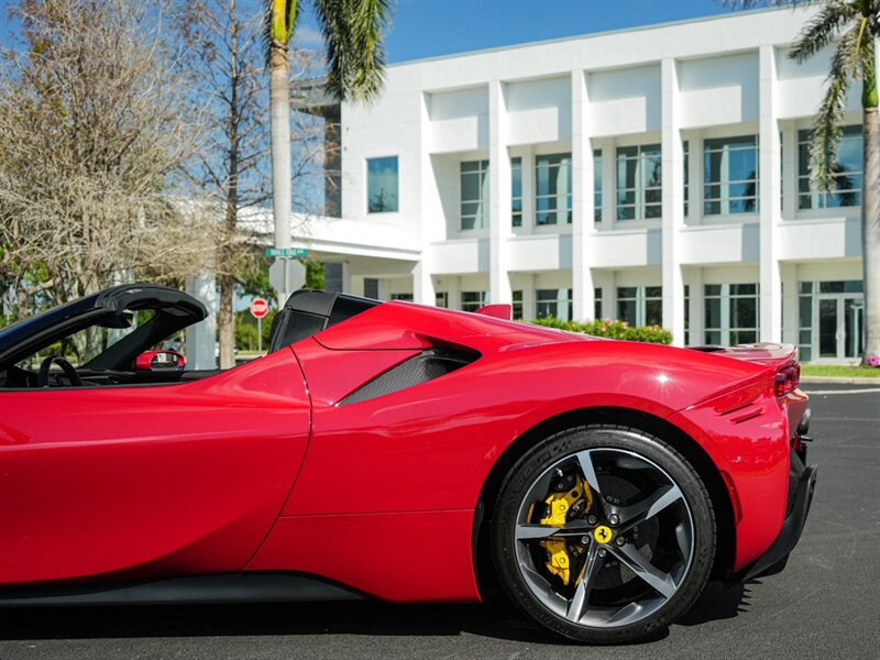2023 Ferrari SF90 Spider - Photo 48 - Bonita Springs, FL 34134