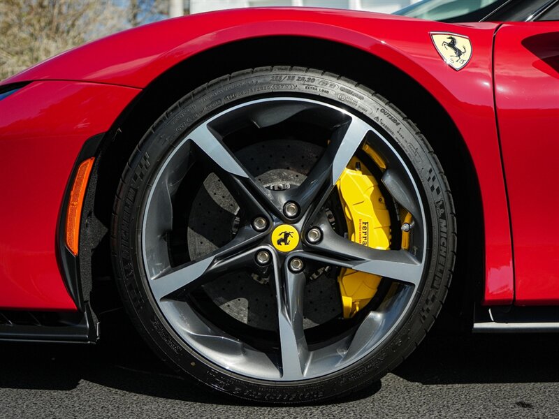 2023 Ferrari SF90 Spider - Photo 47 - Bonita Springs, FL 34134