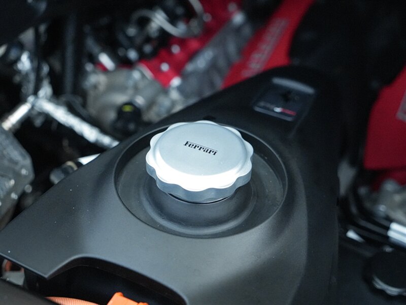 2023 Ferrari SF90 Spider - Photo 40 - Bonita Springs, FL 34134