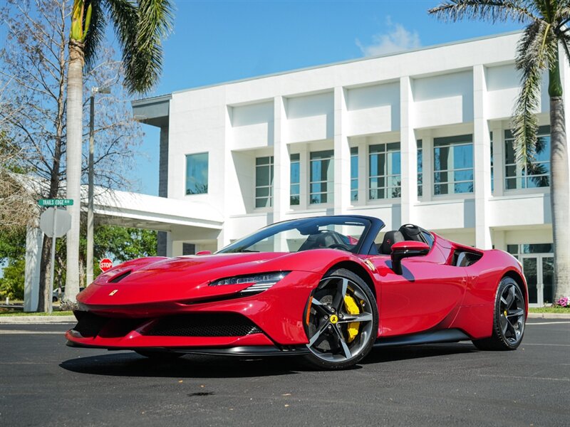 2023 Ferrari SF90 Spider - Photo 13 - Bonita Springs, FL 34134