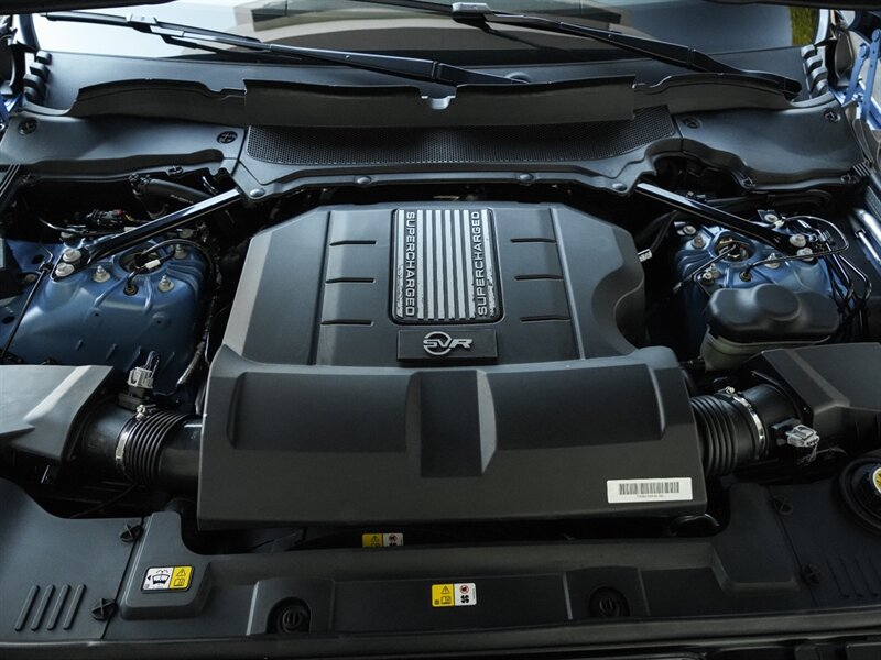 2022 Land Rover Range Rover Sport SVR Ultimate Edition - Photo 41 - Bonita Springs, FL 34134