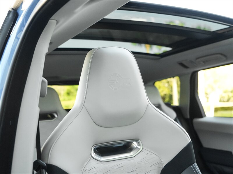 2022 Land Rover Range Rover Sport SVR Ultimate Edition - Photo 37 - Bonita Springs, FL 34134