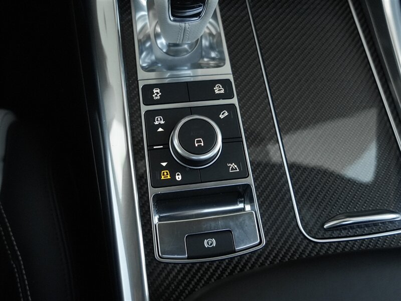 2022 Land Rover Range Rover Sport SVR Ultimate Edition - Photo 18 - Bonita Springs, FL 34134