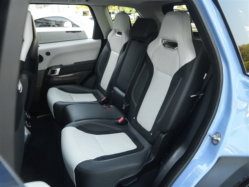 2022 Land Rover Range Rover Sport SVR Ultimate Edition - Photo 29 - Bonita Springs, FL 34134