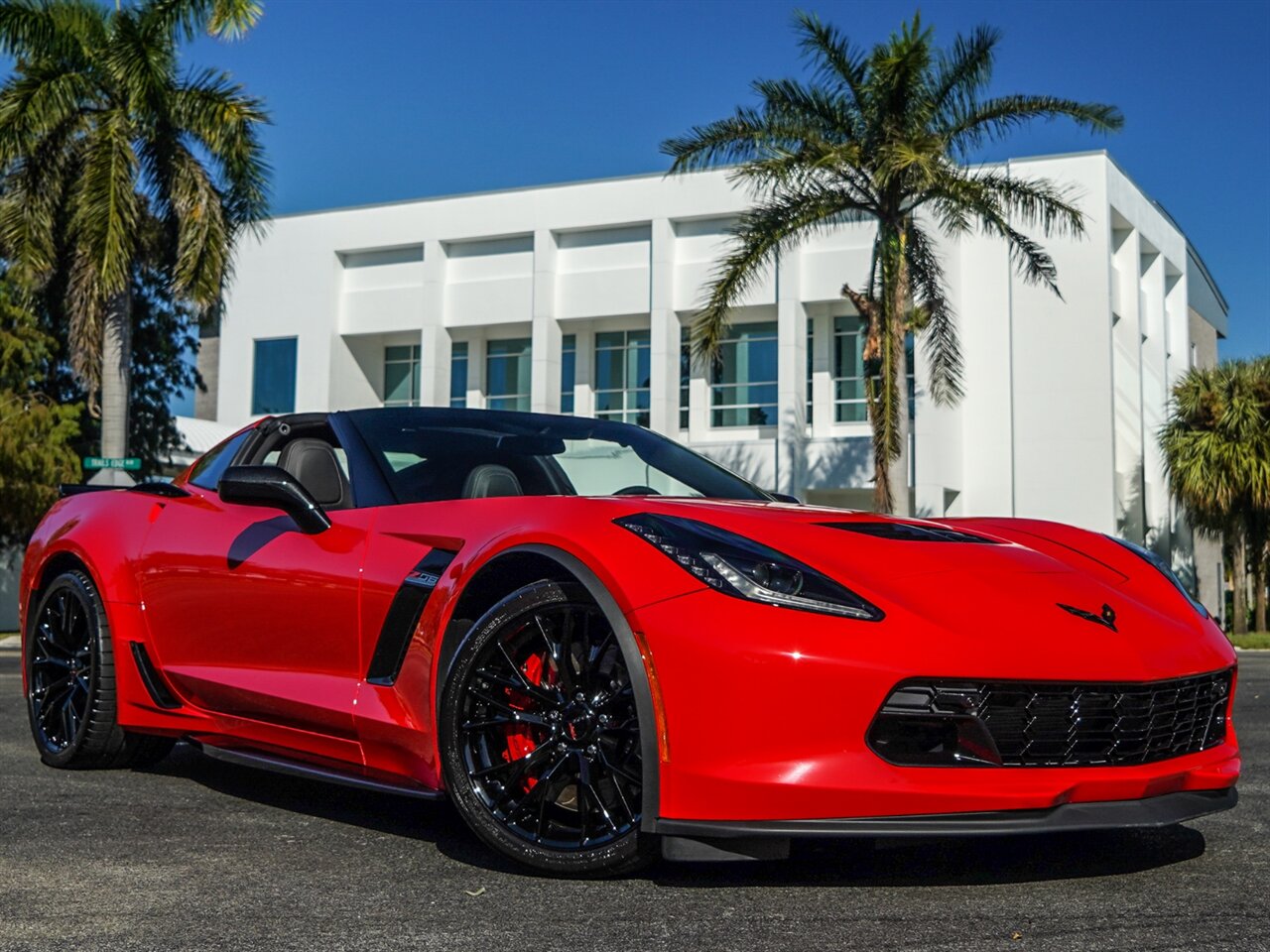 2019 Chevrolet Corvette Z06   - Photo 38 - Bonita Springs, FL 34134