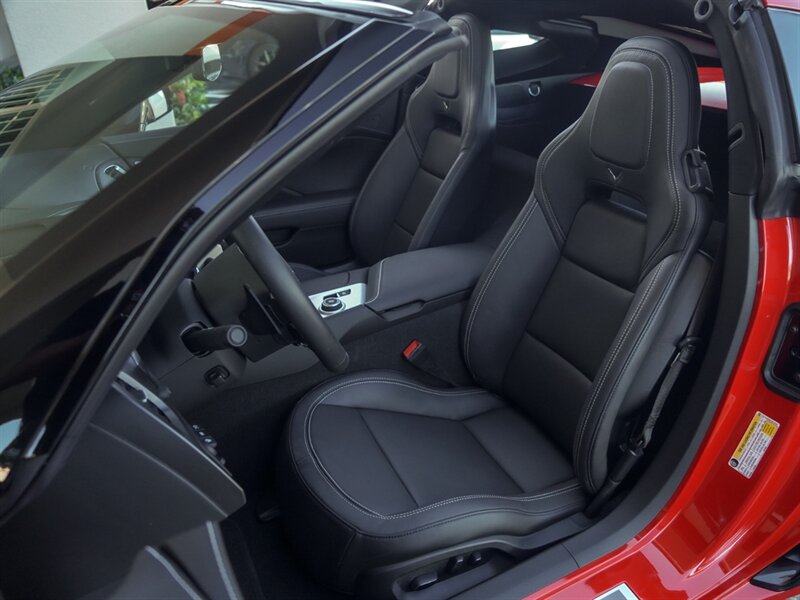 2019 Chevrolet Corvette Z06 - Photo 17 - Bonita Springs, FL 34134