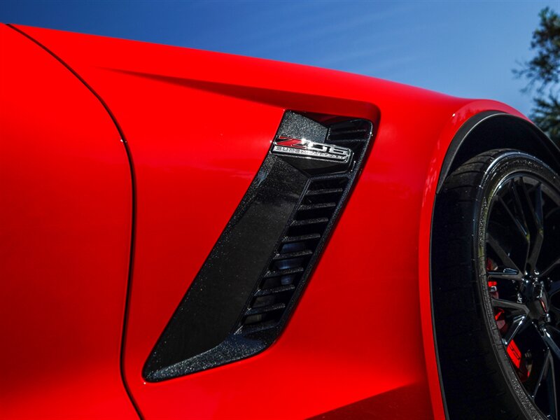 2019 Chevrolet Corvette Z06 - Photo 8 - Bonita Springs, FL 34134