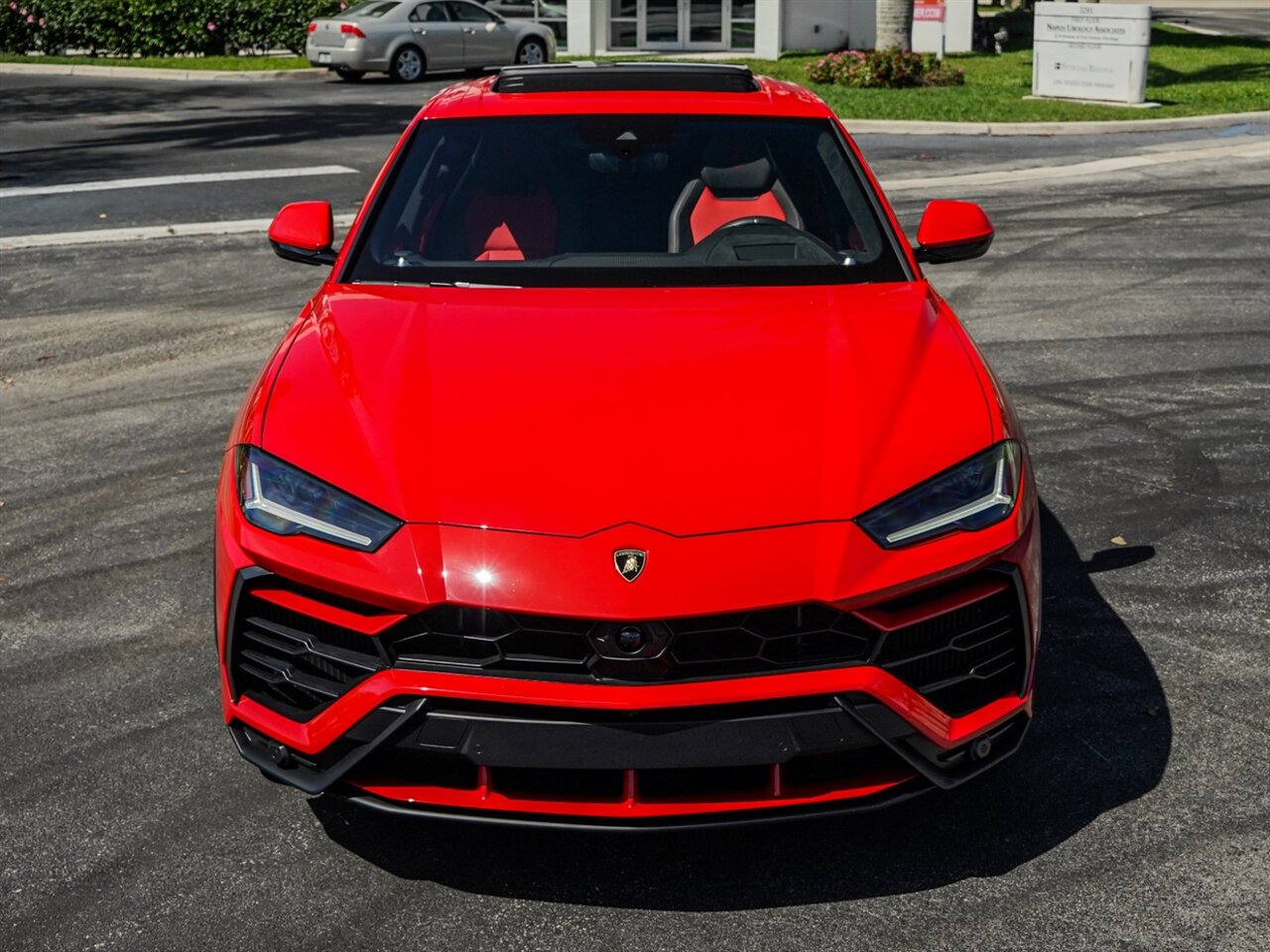 2019 Lamborghini Urus   - Photo 5 - Bonita Springs, FL 34134