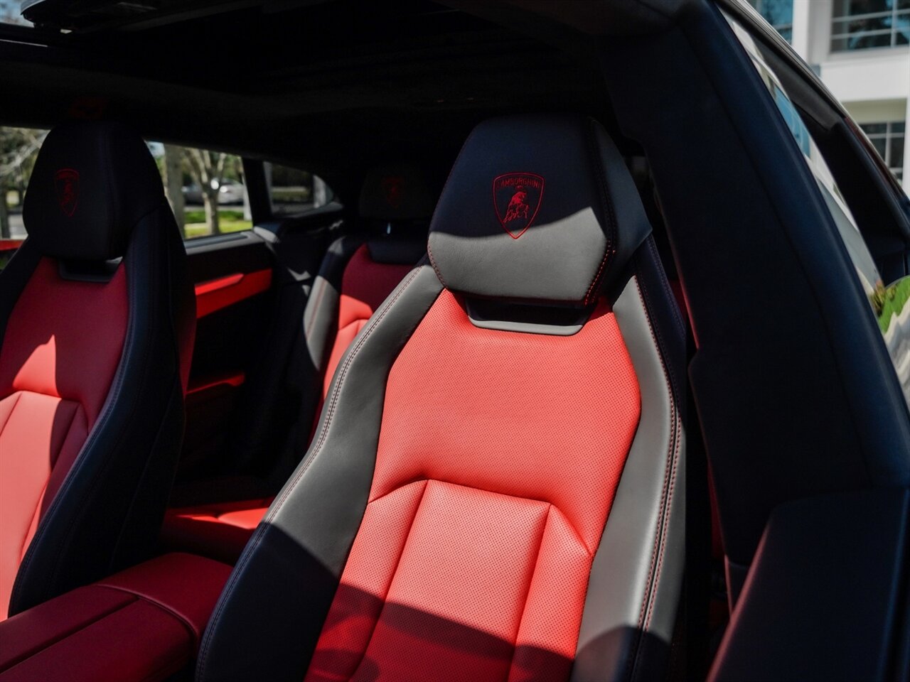 2019 Lamborghini Urus   - Photo 7 - Bonita Springs, FL 34134