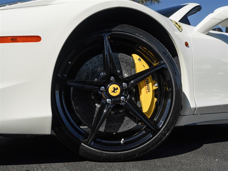 2015 Ferrari 458 Spider - Photo 13 - Bonita Springs, FL 34134