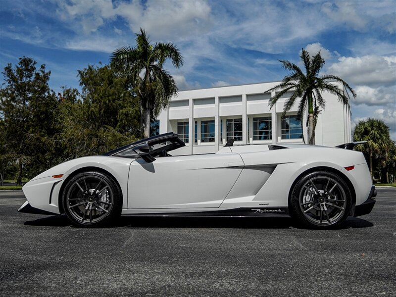 2012 Lamborghini Gallardo LP 570-4 Spyder Perf - Photo 38 - Bonita Springs, FL 34134