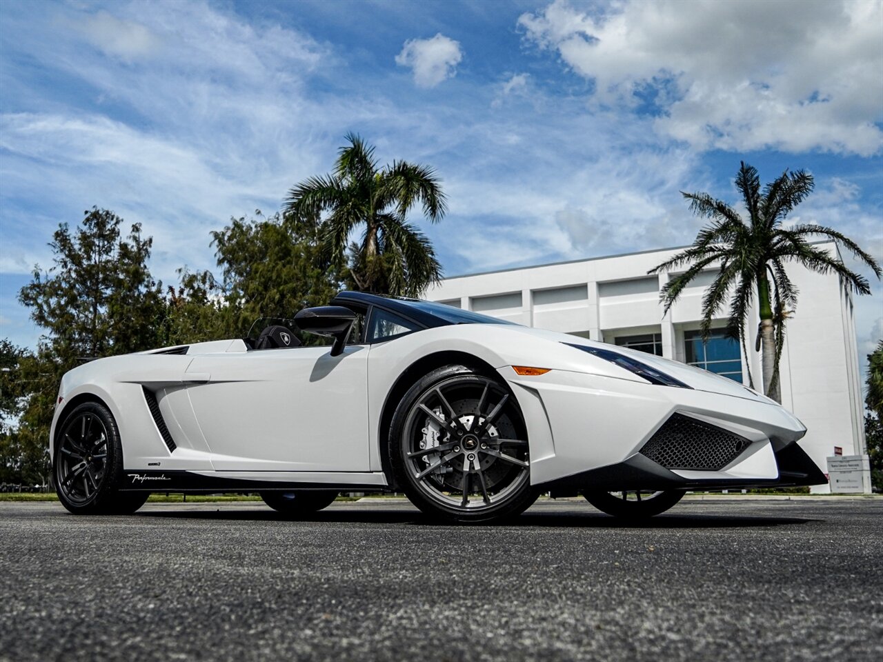 2012 Lamborghini Gallardo LP 570-4 Spyder Perf   - Photo 77 - Bonita Springs, FL 34134