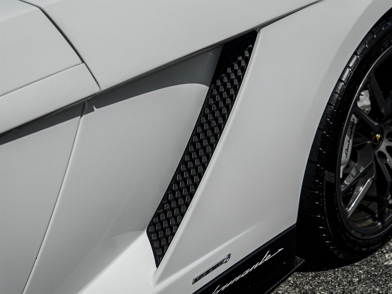 2012 Lamborghini Gallardo LP 570-4 Spyder Perf   - Photo 64 - Bonita Springs, FL 34134