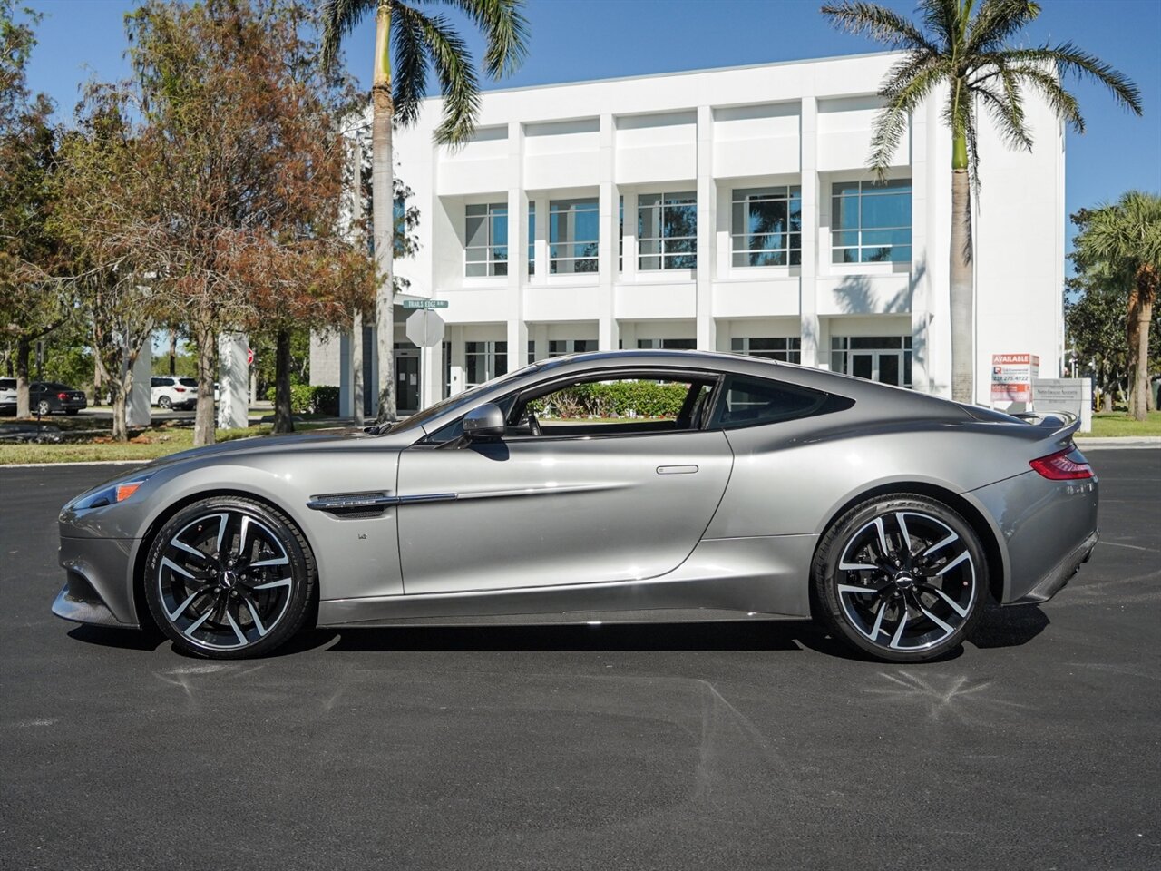 2017 Aston Martin Vanquish   - Photo 47 - Bonita Springs, FL 34134