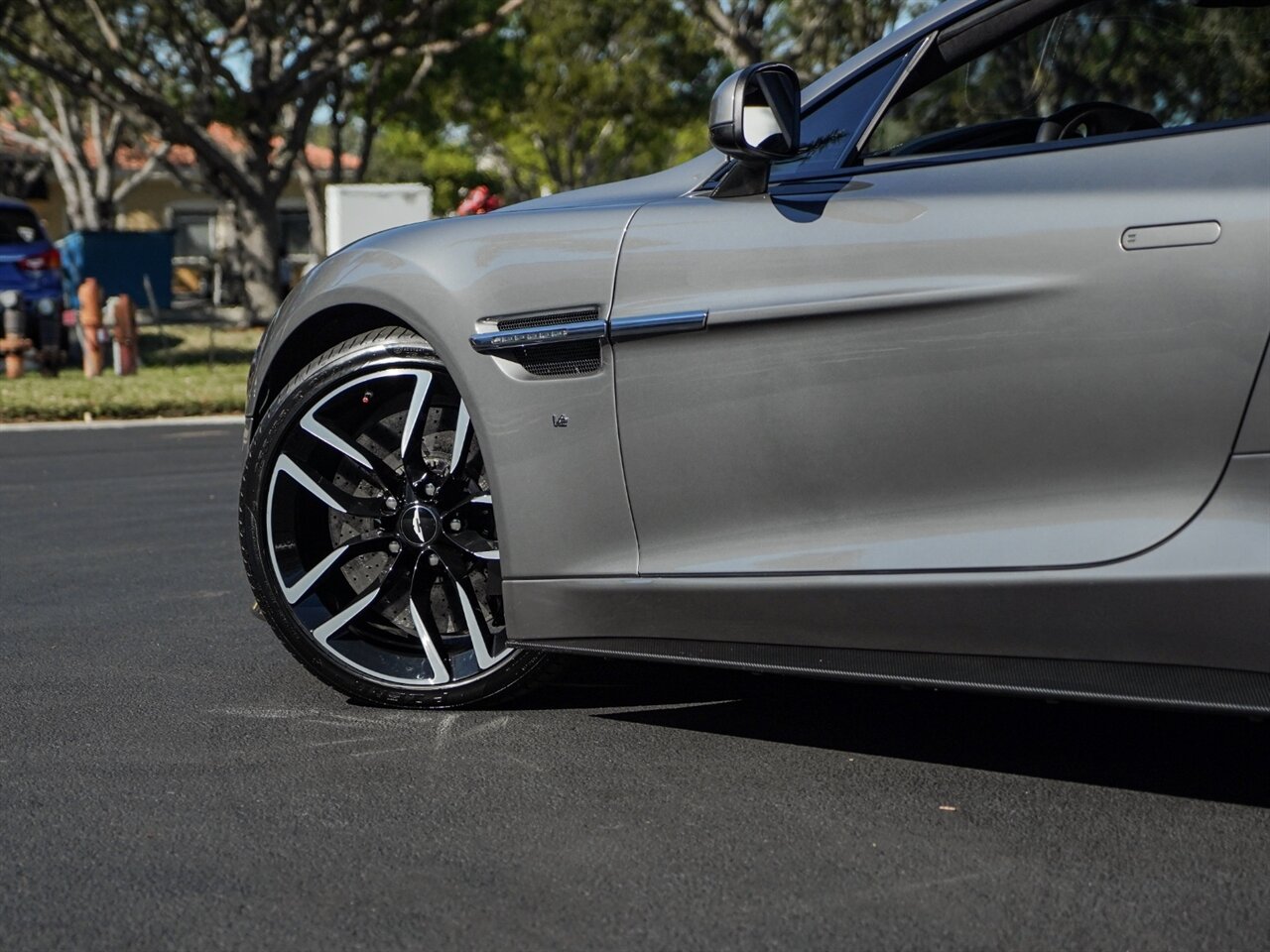 2017 Aston Martin Vanquish   - Photo 54 - Bonita Springs, FL 34134