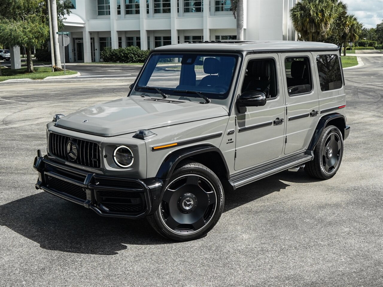 2024 Mercedes-Benz AMG G 63   - Photo 13 - Bonita Springs, FL 34134