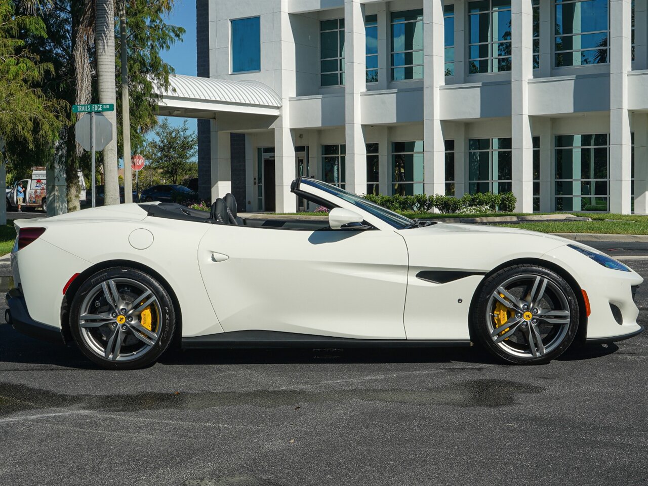 2019 Ferrari Portofino   - Photo 7 - Bonita Springs, FL 34134