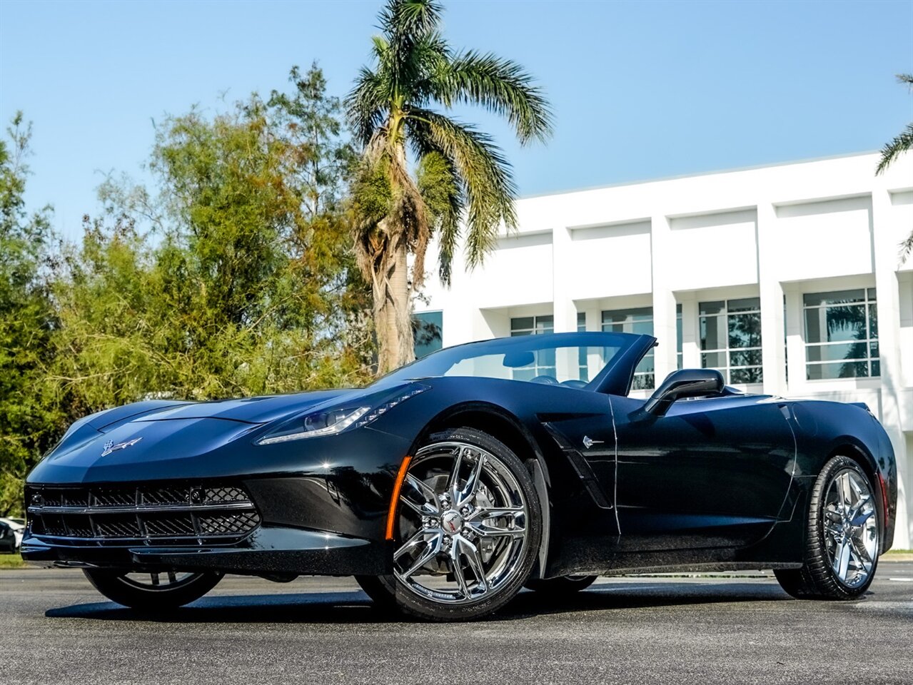 2019 Chevrolet Corvette Stingray   - Photo 11 - Bonita Springs, FL 34134