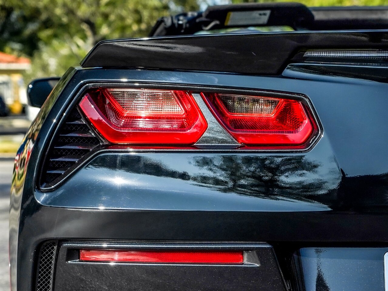 2019 Chevrolet Corvette Stingray   - Photo 39 - Bonita Springs, FL 34134